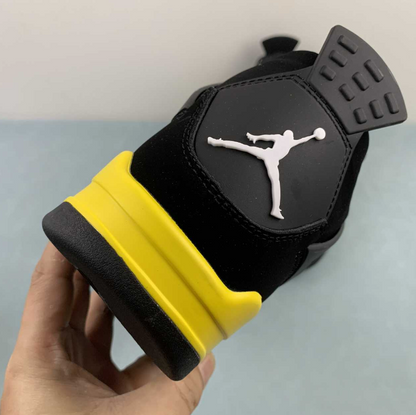 Air Jordan 4 Retro Thunder 2023