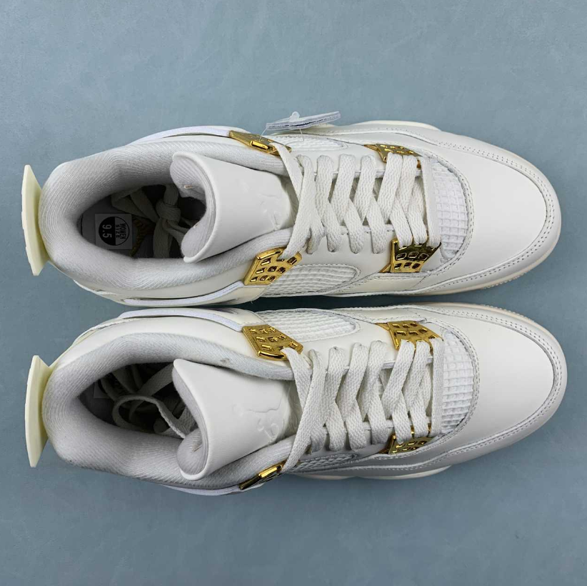 Jordan 4 Retro Metallic Gold (W)